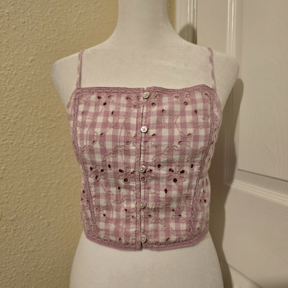American Eagle Womens Plaid Eyelet Button-Up Crop Top NWT Pink‎ Size Medium